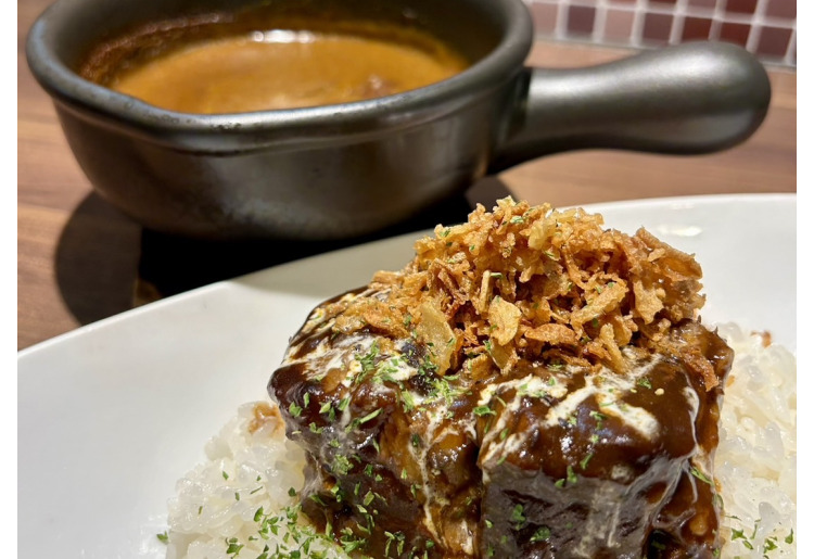 牛バラ肉のデミグラス煮込みカレー